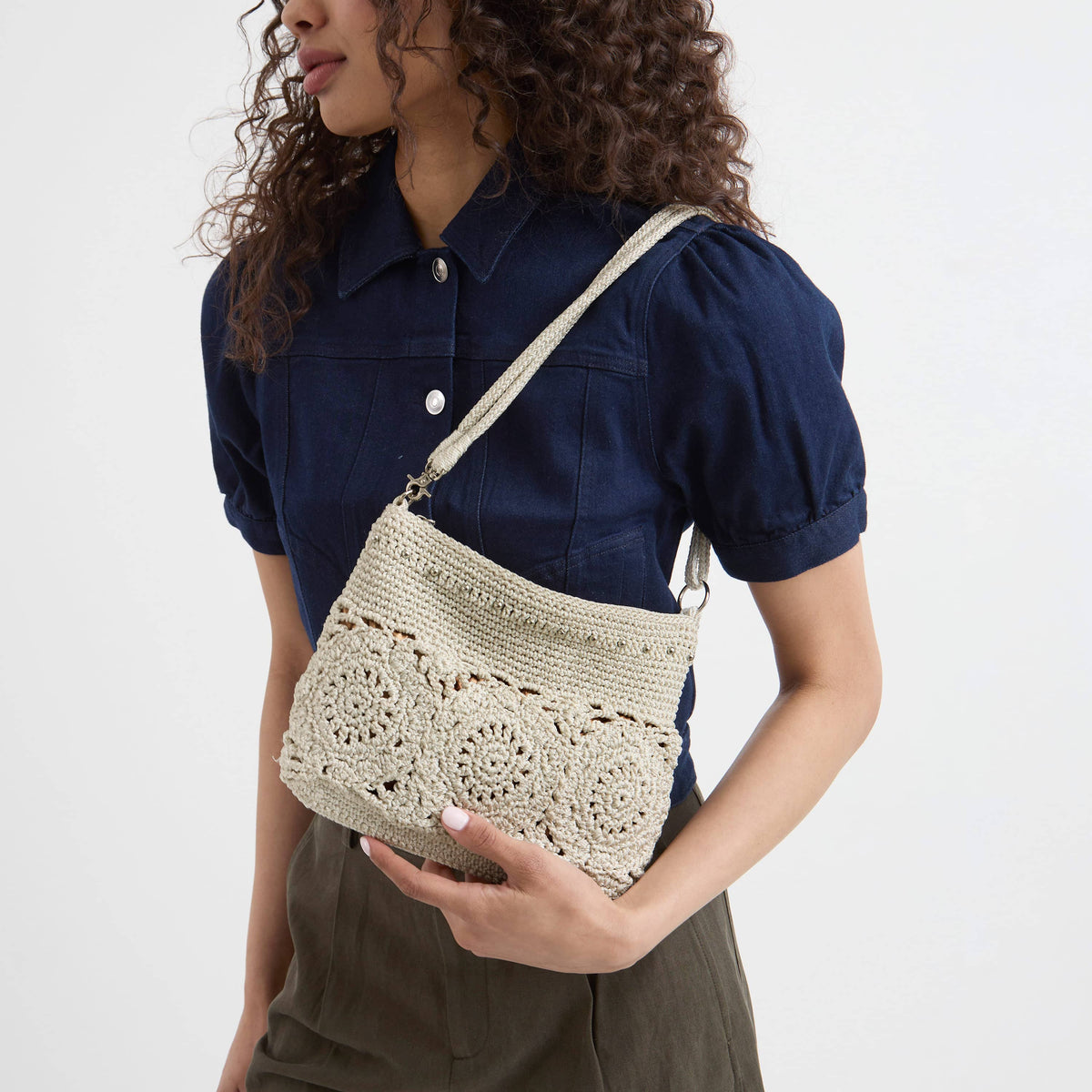 The Sak Lumi Crossbody - Hand Crochet - Natural Medallion